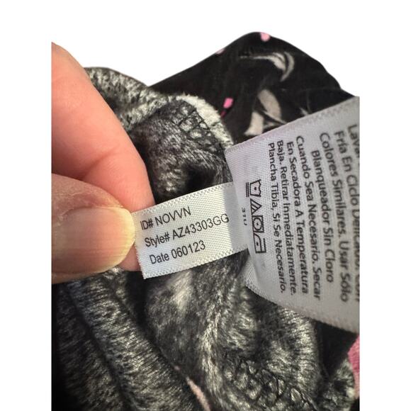 Aerie Floral Long-Sleeve Nightgown – Black/Pink Dark Floral– Size XL-Cozy Velour - Picture 5 of 7